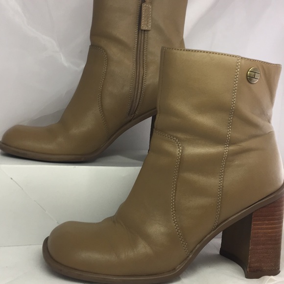 tommy hilfiger tan boots
